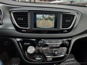 Chrysler Pacifica 3,6L SPORT, ALU 20'', panorama, 66.000 K - 12