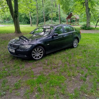 BMW 325d sedan 2008 manuál 145 kW - 12