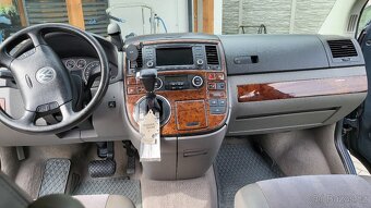 Volkswagen  Multivan T5 - 12