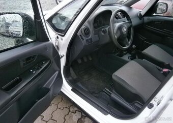 Fiat Sedici 1.6i 79kw,klima,tažné z. benzín manuál 79 kw - 12
