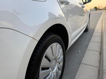 Škoda Octavia 3 1.4 tsi 103kw elegance 46 tkm CANTON Xenony - 12