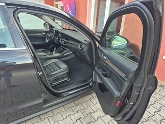 Alfa Romeo Stelvio 2.2 JTDM Super Q4 - 12