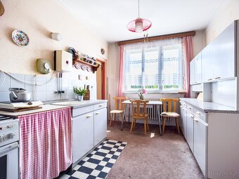 🏡 Prodej, rodinný dům 7+2, 200 m², Lukov u Zlína - 12