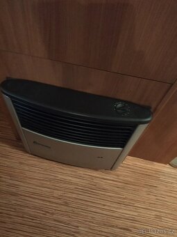 Půjčím karavan Hymer Carado 500, mover, markýza, pro 4 lidi - 12