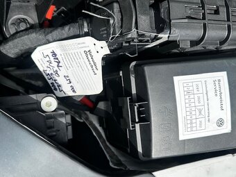 VW Touran 2.0TDi 110kw, r.2017, automat, rozvody, klima - 12