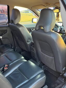 Volvo XC90 - 12