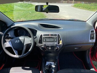 Hyundai i20 - 12