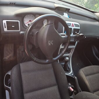 Peugeot 307 - 12
