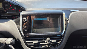 Peugeot 208 1.4VTi 2012 70kW 95 koní - 12