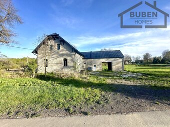 Dvougenerační RD (2 x 4+kk) užitná plocha  280 m2 , zahrada  - 12