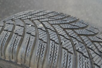 Š.Karoq, S.Ateca – Zánovní zimní komplet 215/60R16 - 12