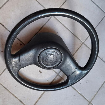 Škoda Favorit a Forman díly 4 ram. volant - 12