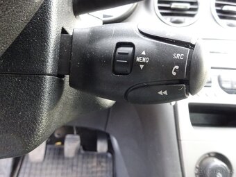 Peugeot 308 1.6i r.v.2010 serviska STK:9/2027 - 12