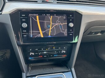 VW Passat 2,0TDi DSG+Pádla,Kůže,LED,Navi,ACCTemp,vč.DPH - 12