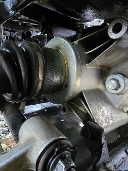 Gladiator X8 fungl novy motor,Nova STK,Nove pneu...atd - 12