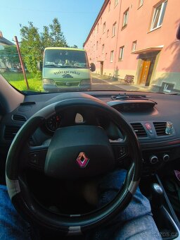 Renault Megane 3 combi 2010 - 12