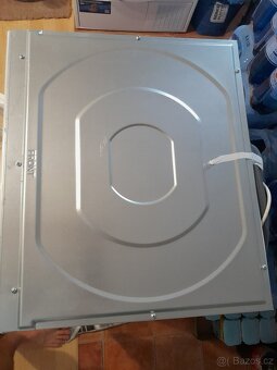 Vestavná pračka Whirlpool 60cm - 12