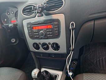 FORD Focus MK2Kombi - 12