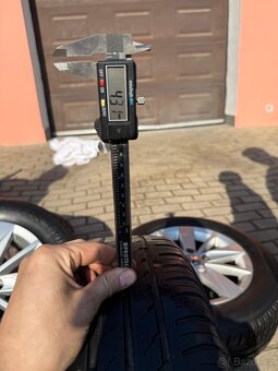 Originální sada disků VW s letním pneu 196/65 R15 - 12