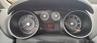 Fiat Punto Evo 1,2i 48kW koupeno v ČR 1.Majitel - 12