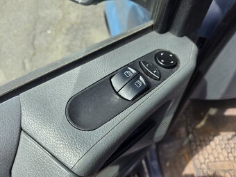 Mercedes Vito 4x4 motor KO - 12