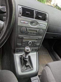 Ford Mondeo - 12