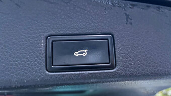 Vůz na díly VW Touareg 7P facelift 2016 CVVA PXP LB8R - 12