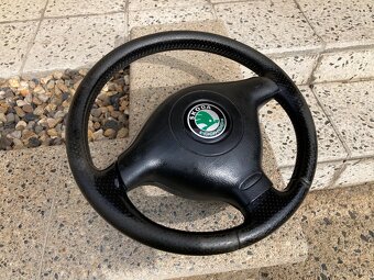 Prodám třiramený volant i s airbagem - 12