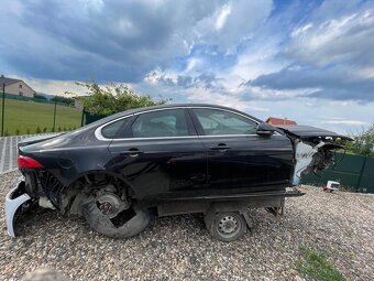 Jaguar XF 3.0d 2016 r.v. - 12