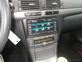 Toyota Avensis, 2.0 D-4D 93KW - 12