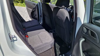 ŠKODA YETI 2.0 TDI 4x4 6 RYCHL.1.MAJITEL.NAJETO 122 TIS. - 12