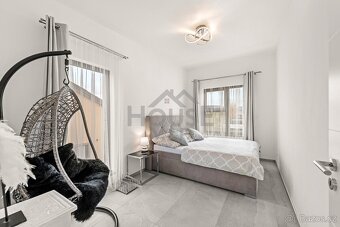 Pronájem rodinného domu 201 m², Králův Dvůr - Levín - 12