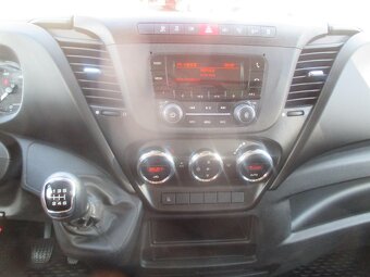 Iveco Daily 35C16, 82 700 km - 12