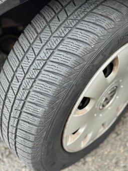 Volkswagen Golf IV 1.4 - 12