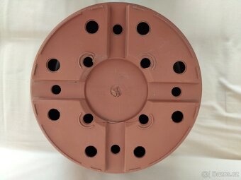 Květináč bambus., hnědý, terakota, nízký, plech., plast.obal - 12