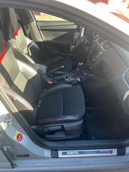 Škoda octavia 3 RS 2.0 TDi DSG - 12
