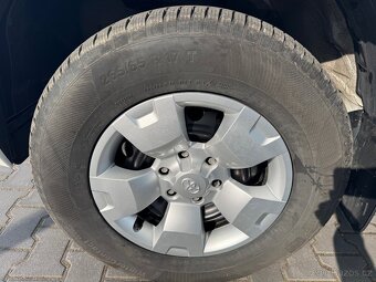 Toyota Hilux 2,4 D-4D,ČR,4x4,serv.kn,2xkola,záruka - 12