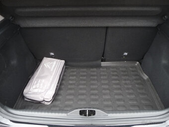 Citroen C3 1.2i  Purotech  Supreme po 1.majiteli - 12
