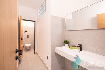 Pronájem, administrativní budovy, Školní ul., České Budějovi - 12