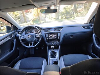 Škoda Octavia combi Joy 2.0Tdi tažné výhřev - 12