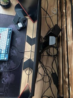 Triple Monitor Setup - M27Q (2K 170 Hz) + 2x AOC (1080p) - 12