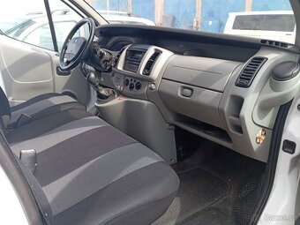 Trafic II 2.0 dci - 12