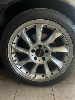 Mercedes Benz SL 500 - 12