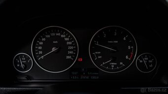 BMW Rad 3 318d e90 - 12