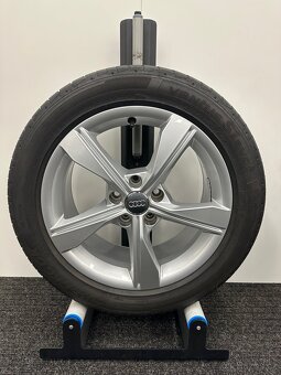 ORIGINAL ALU KOLA AUDI A4 B9 225/50/R17 - 12