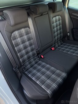 Volkswagen Golf GTD 2.0 TDi - 12