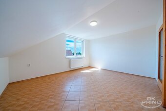 Rodinný dům 5+1 na pozemku 1.005 m2 Poříčany, okr. Kolín. - 12
