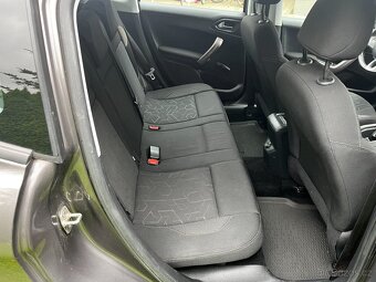 Peugeot 2008 1.2i 60KW r.v 2016 nové v ČR - 12