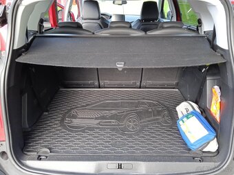 Prodej vozu Peugeot 5008 1.5 BlueHDi - 12