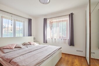 Rodinný dům ve Velké Hraštici – Perfektní bydlení nedaleko P - 12